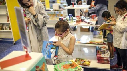 IRAN books fair