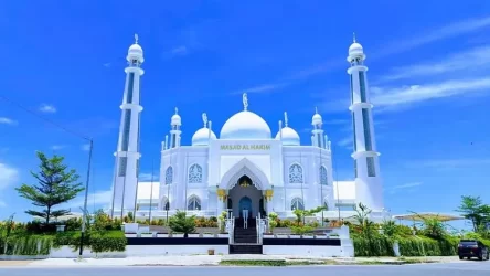 Masjid_Al_Hakim_oleh_Denas-q8itf