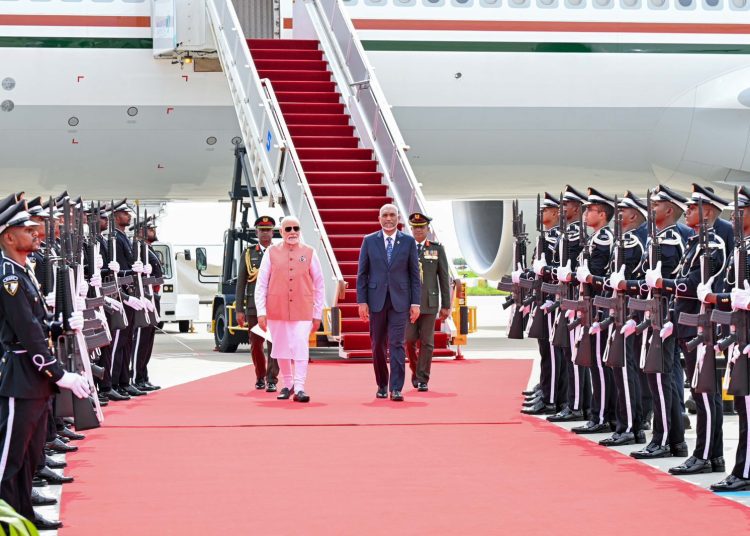 PM modi in mle 5