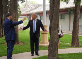 us chi xi trum us chi xi trum
