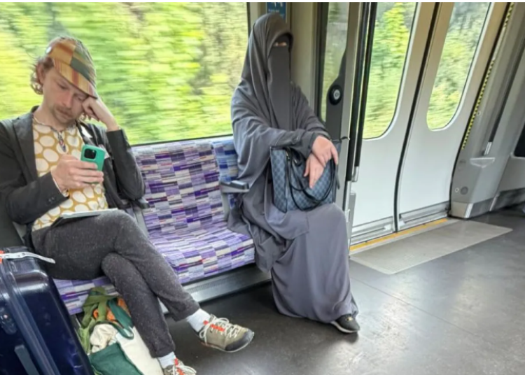 buruga scarf deen noor