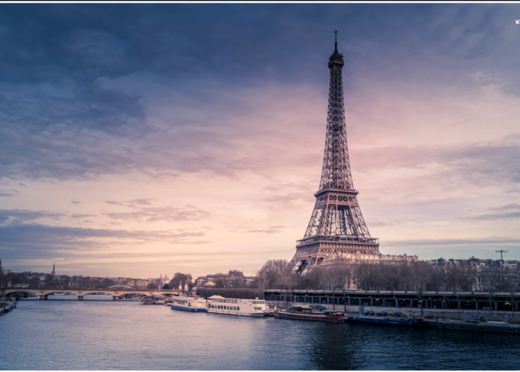 Unsplash by Chris Karidis