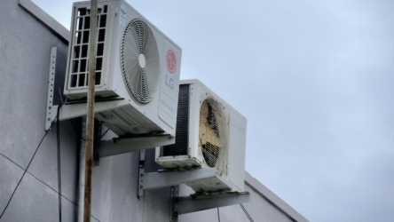 AC