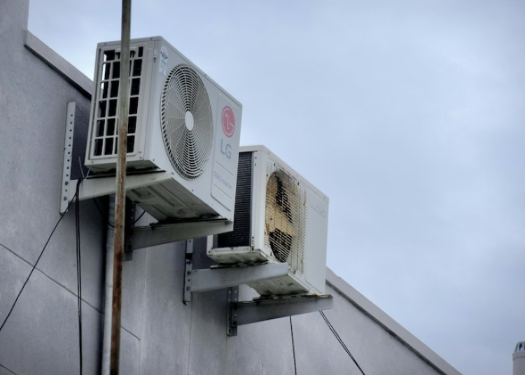 AC
