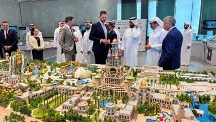 TRUMP QATAR biz