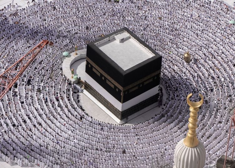 TTW_Kolkata_create_a_cinematic_p