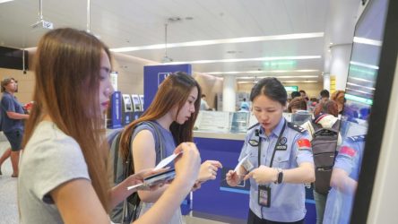 china phone app