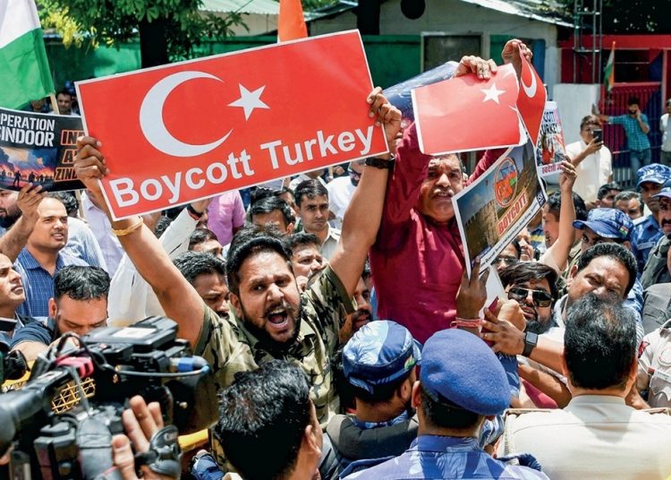 ind boycott turkry
