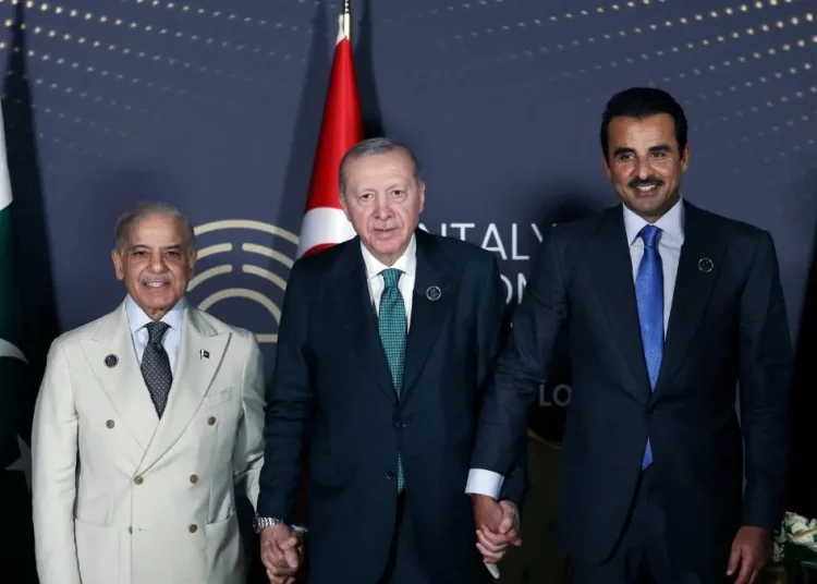 pak tur qatar