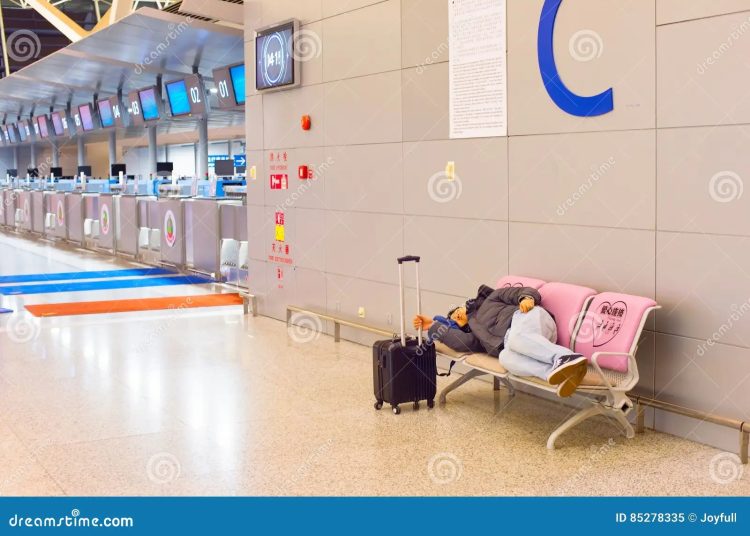 sleeping-airport-shanghai-china