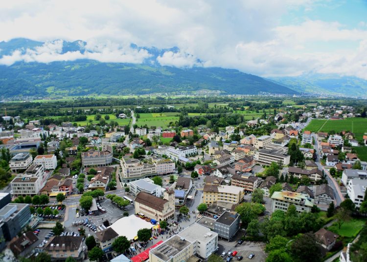 stones-liechtenstein-176116_1920 stones-liechtenstein-176116_1920